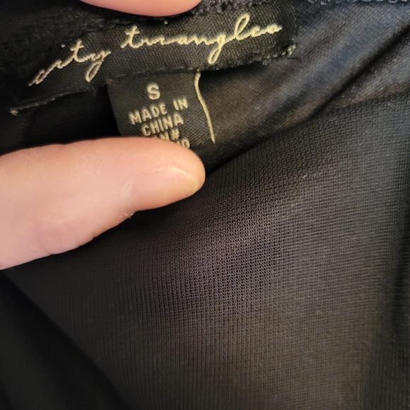 City Triangles One Shoulder Party Dress - Picture 4 of 7